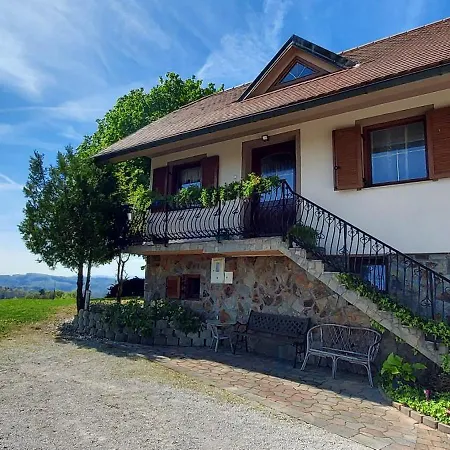 Hiska Tilia Apartment Loce pri Poljcanah