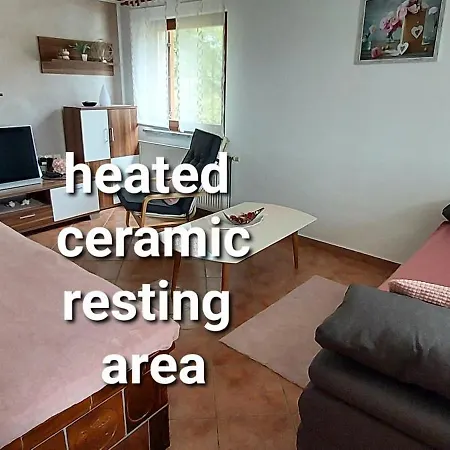 Hiska Tilia Apartment *