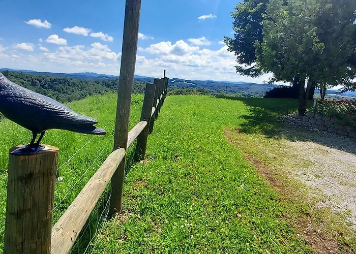 Hiska Tilia * Loce pri Poljcanah