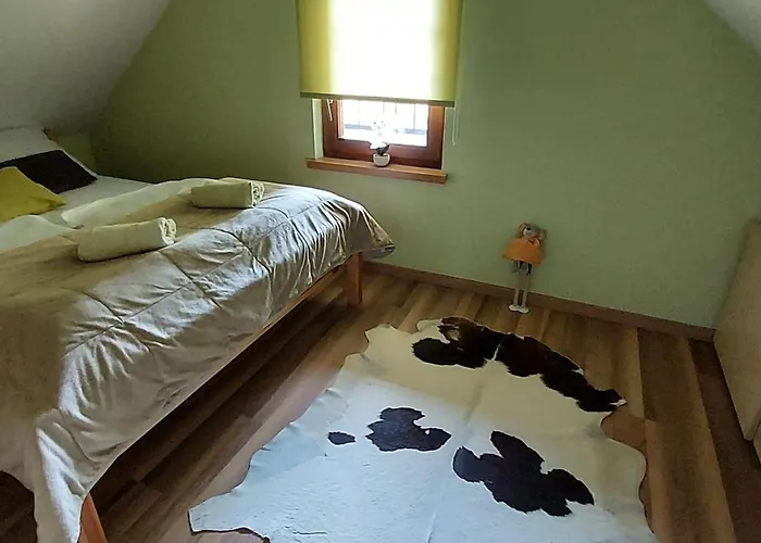 Hiska Tilia Apartma Loce pri Poljcanah