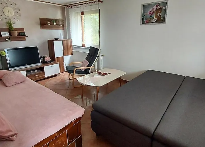 Apartma Hiska Tilia *